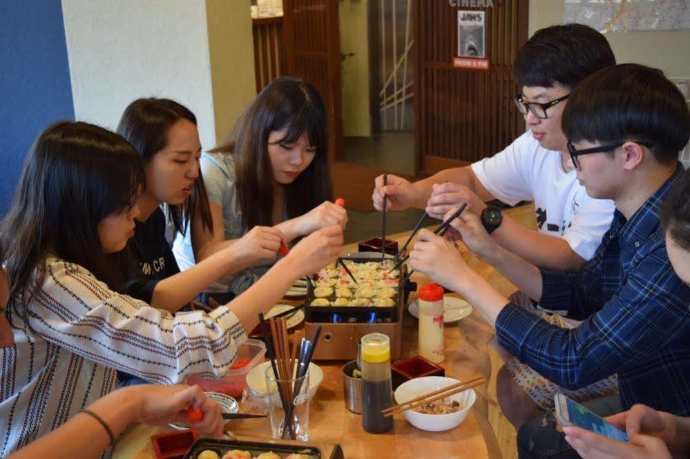 Fuku Hostel Nagomi Namba Osaka Bagian luar foto